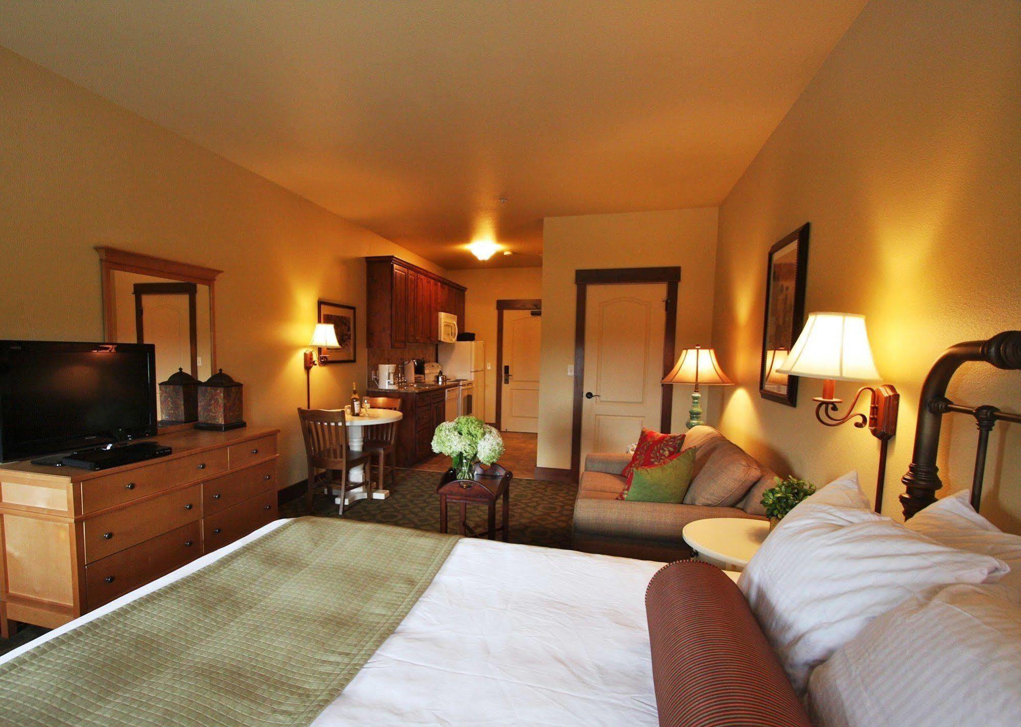 Homestead Resort Lynden エクステリア 写真
